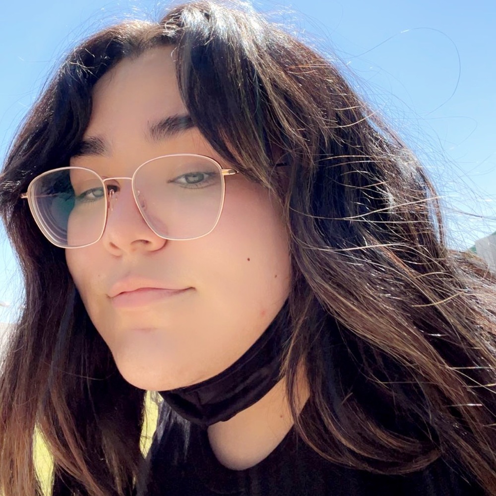 Meet your Posher, Nicole